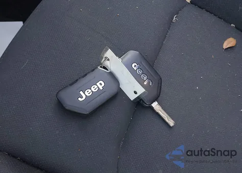 2021 Jeep Gladiator Sport S 4X4 z USA, uszkodzony, nr VIN 1C6HJTAG0ML576583